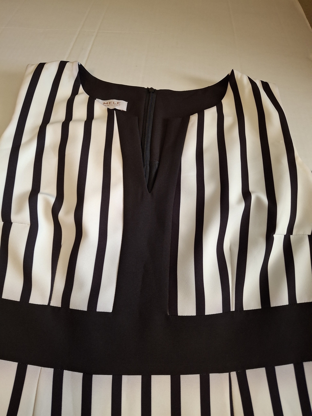 Mele Black & White Striped Sleeveless V-neck Dress